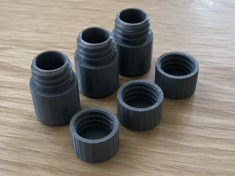 Squeeze bottle paint