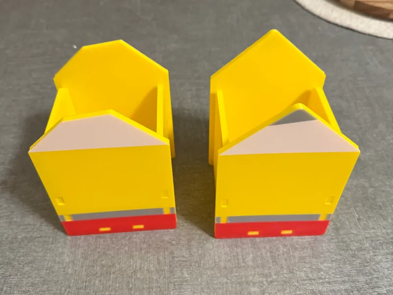 Sharp and Dull Pencil Holders