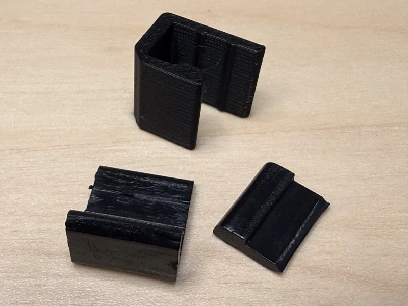 Slimline license plate clips