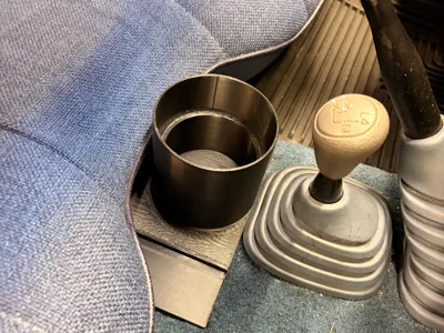 Toyota 4Runner/Pickup/Hilux Cup Holder