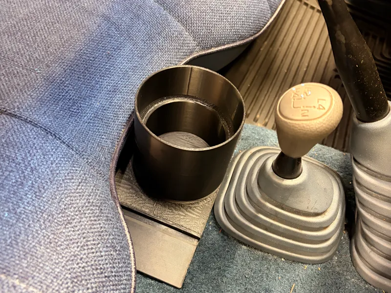 Toyota 4Runner/Pickup/Hilux Cup Holder