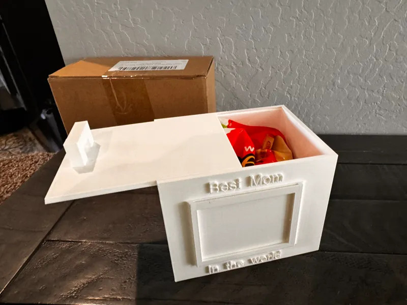 Mothers Day Box With picture