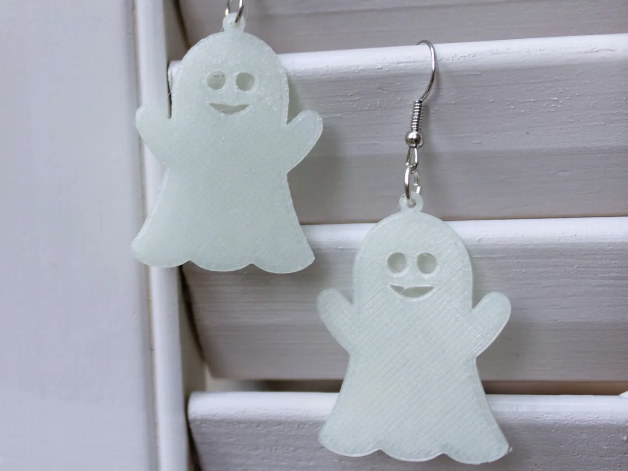 Cute Halloween Ghost Earring view 2