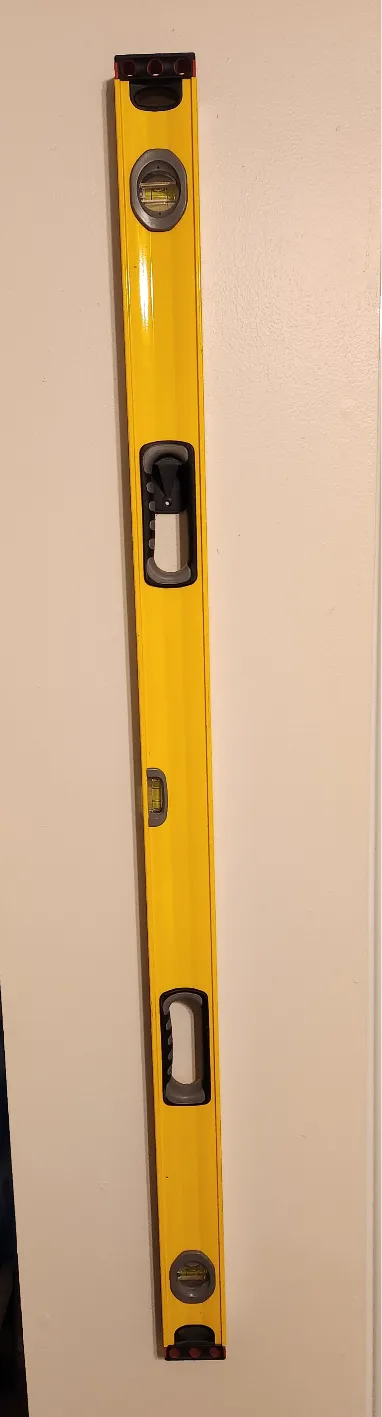 Level Hanger