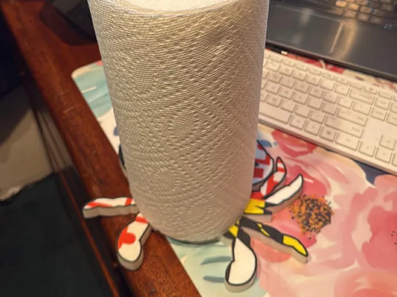 MAryland Crab Paper Towel Holder