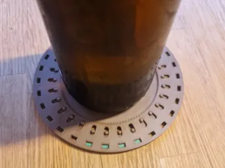 Mechanischer nachhaltiger Bierdeckel