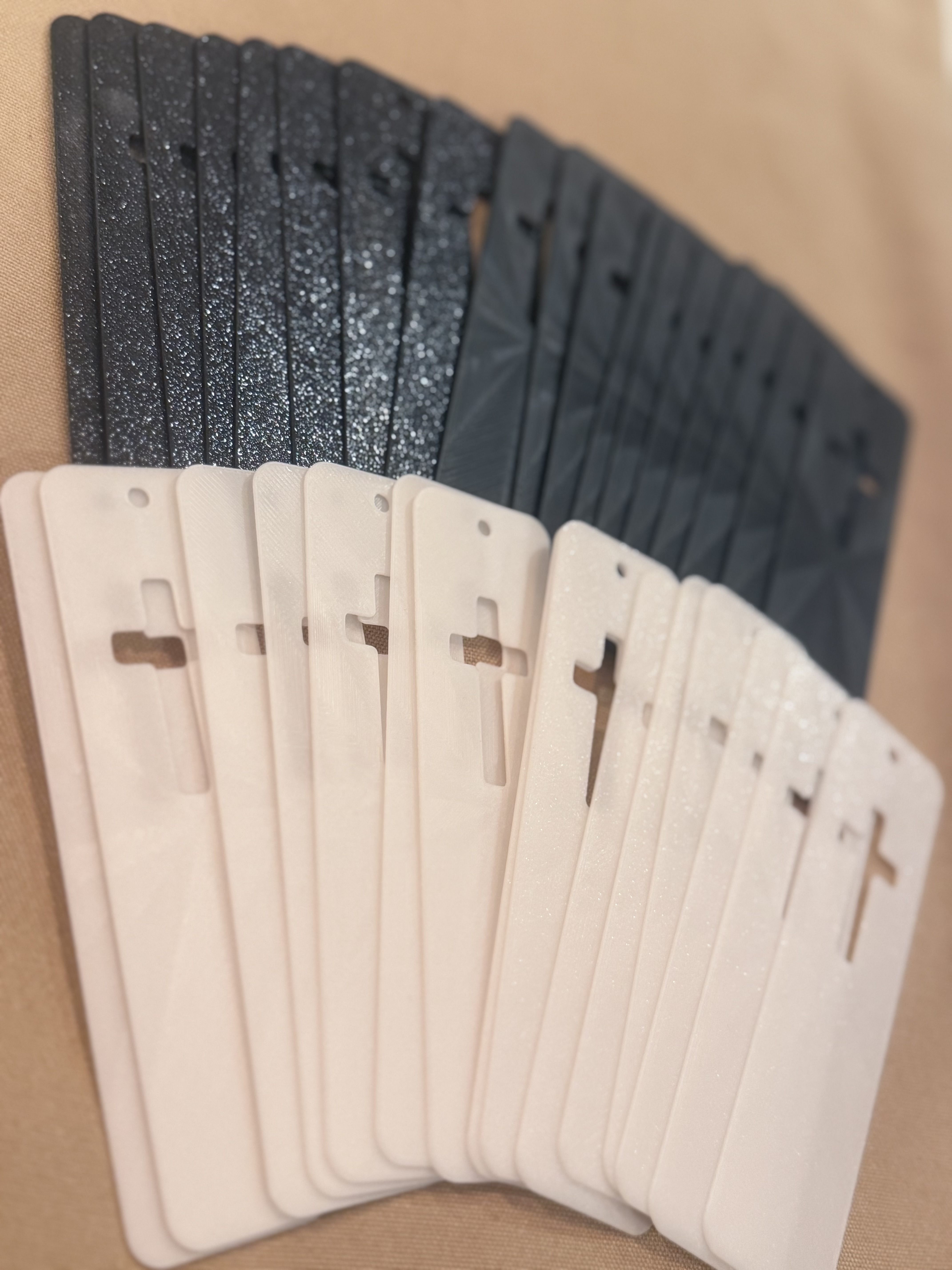 Miniatura 3 do modelo 3D Cross Bookmark 