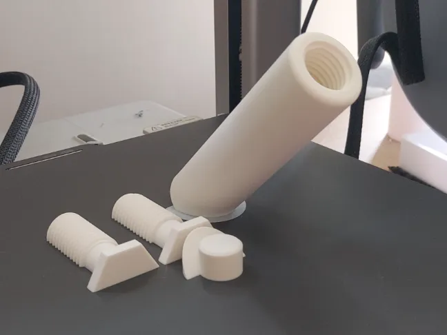Spreader bar hanger