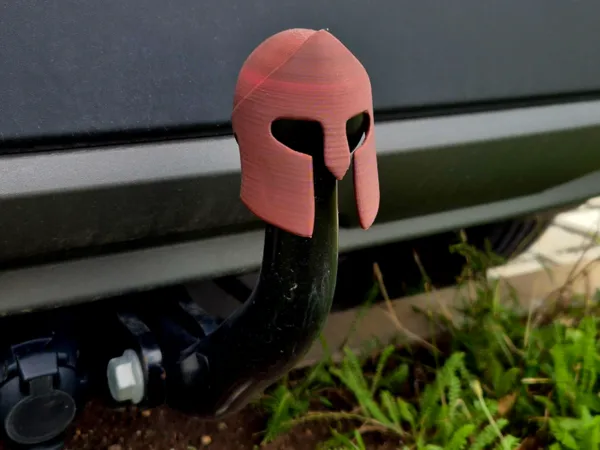 Cache-boule d'attelage casque grec