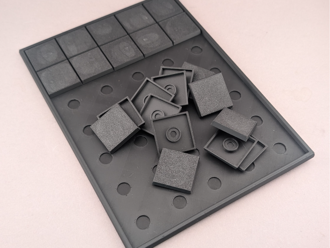 Fantasy Movement Tray 7x5 & square base 30x30mm