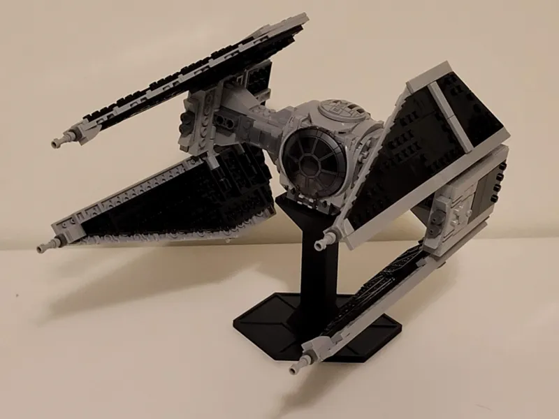 6x6 Star Wars Brick Ship Stand (6 Versions)