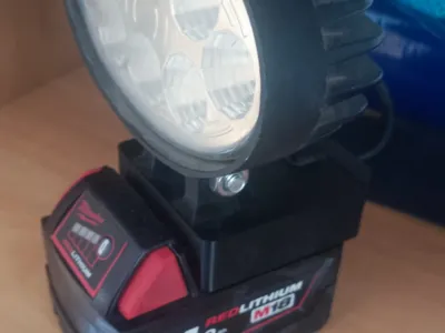 Milwaukee LED Lamp