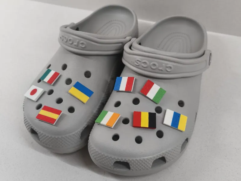 Bandera Crocs Charm