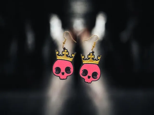 Baby king skull earrings