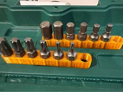 Bit holder for 10mm bits