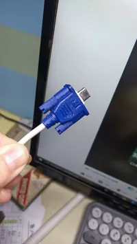Cache-câble USB VGA données/charge — photo 5