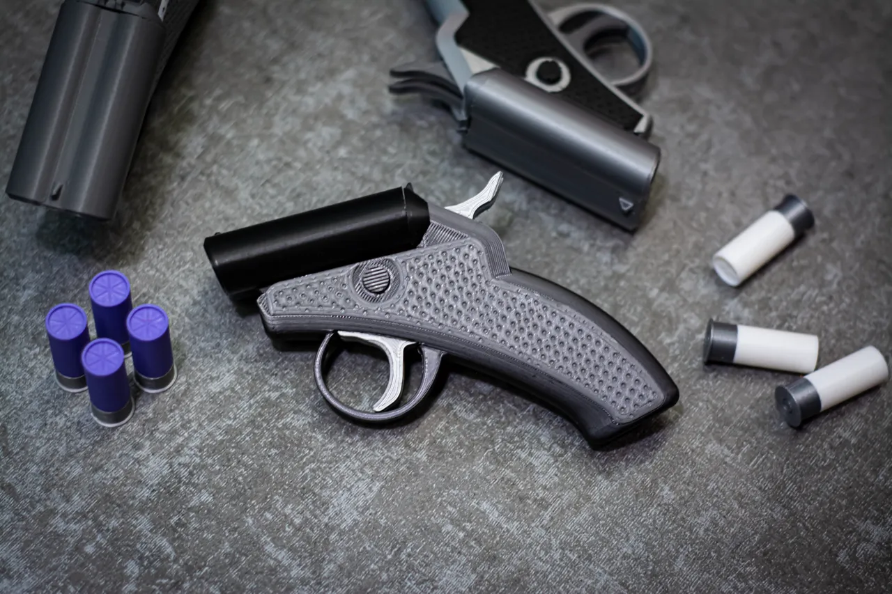 Double Barrel Pistol Shotgun - Fidget view 4