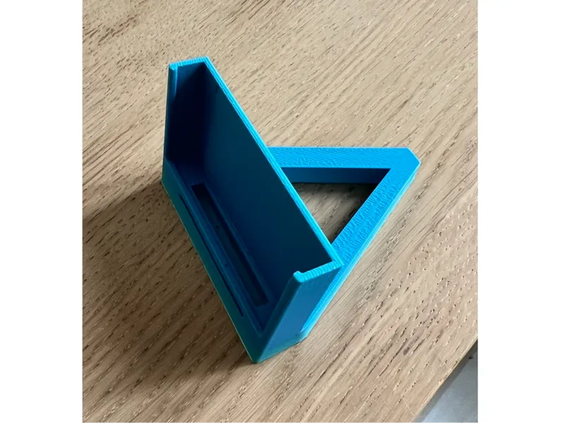 Portable Iphone Stand v2 . Iphone 17pro