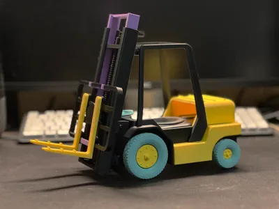 Modular forklift phone holder with adjustable height, opening, and vertical angle via gears, movable wheels, and storage function (excluding phone and power bank)