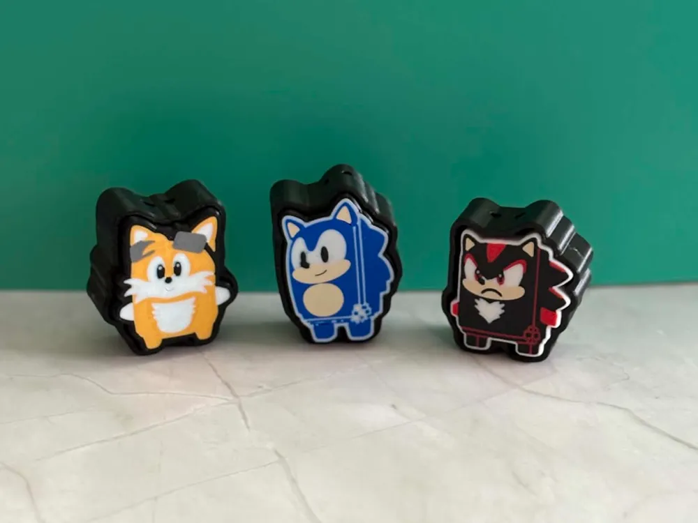 Objeto manipulable: Sprite Clickers- Sonic, Shadow and Tail. Referencia del modelo original.