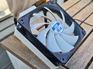 Hoymiles HMS1600 120mm Fan Holder