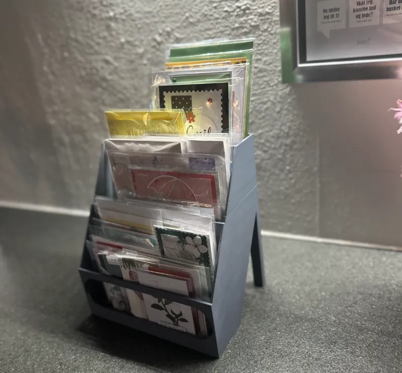 Card holder