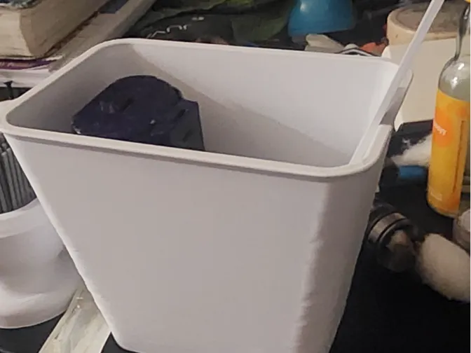 Mini Trash Can