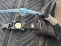 Clip magnétique pour tuyau de poche à eau — photo 3