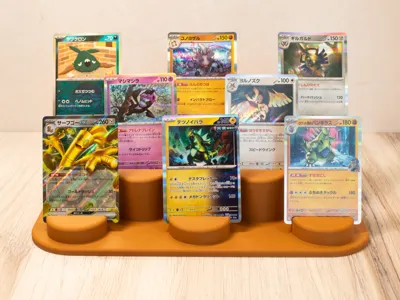 8 Card Display (Jewelry / Pokemon / Baseball)