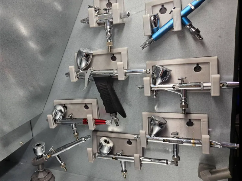 Airbrush holder + ikea Skadis Boards adapter