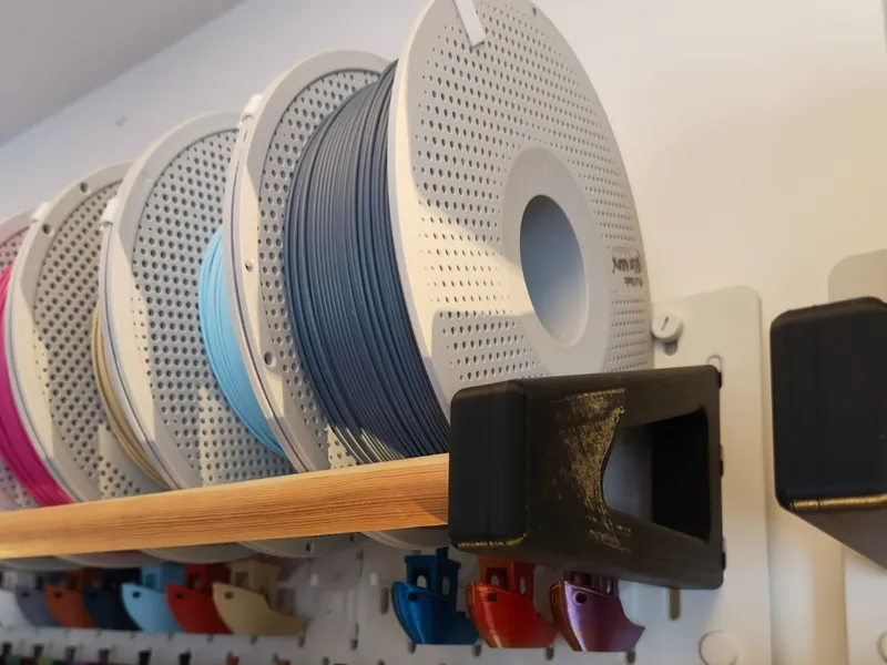 Strong spool holder for IKEA Skadis boards
