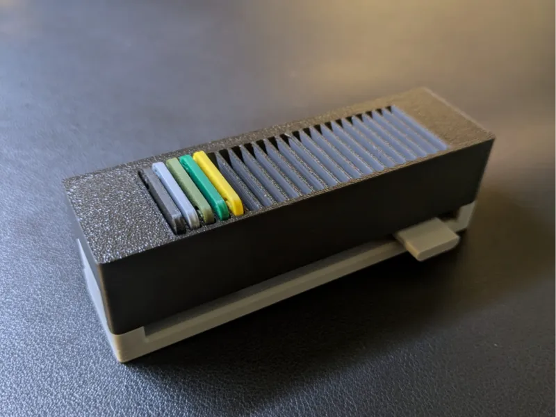 Multiboard Swatch Holder Small (22 samples)