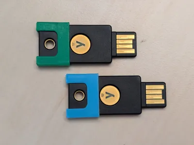 YubiShirt - YubiKey cover for color coding