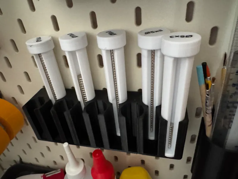 Skadis Magnet Tube Holder Half Height