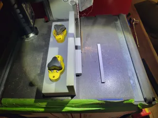 Magnetic Fence for Portable Band Saw