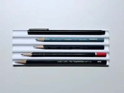 Minimal Wave Pen Tray