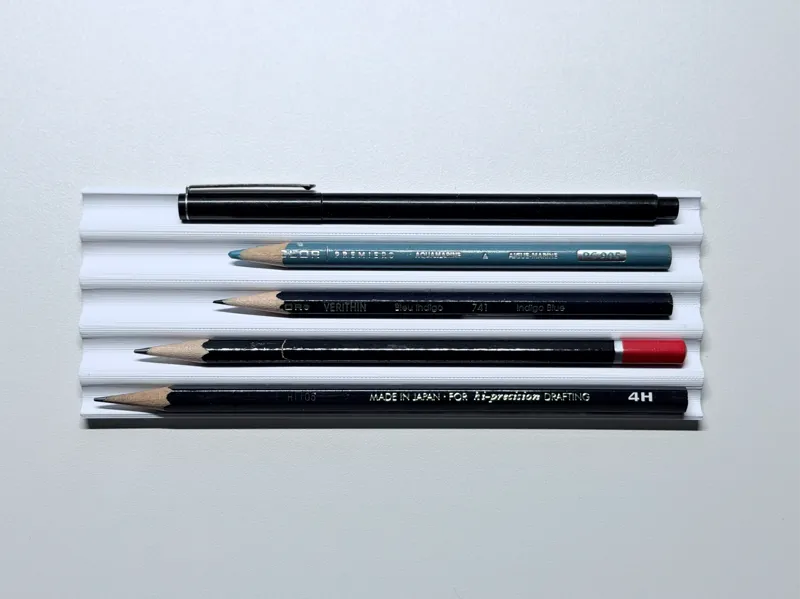 Minimal Wave Pen Tray