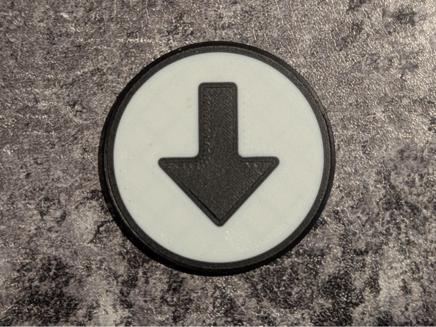 It's a Multi-directional Arrow in a Circle