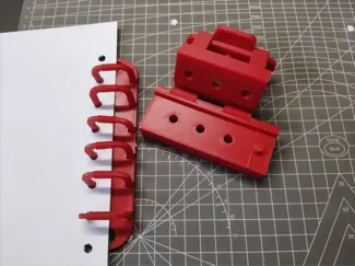 Hole puncher and Bookbinding apparatus