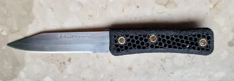 Knife handle