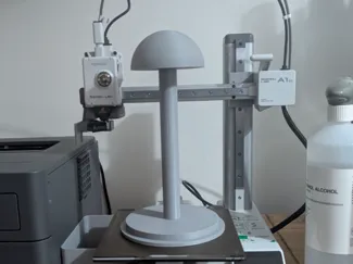 Cosplay Helmet Stand V2