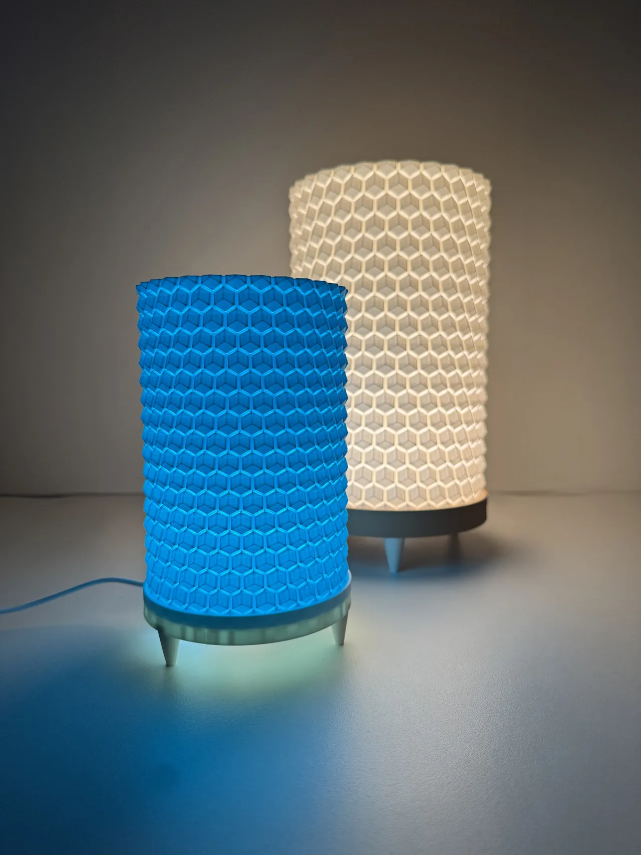 Honeycomb Table Lamp view 4