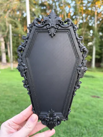 Marco decorativo: Victorian Coffin Frame — vista de referencia 2