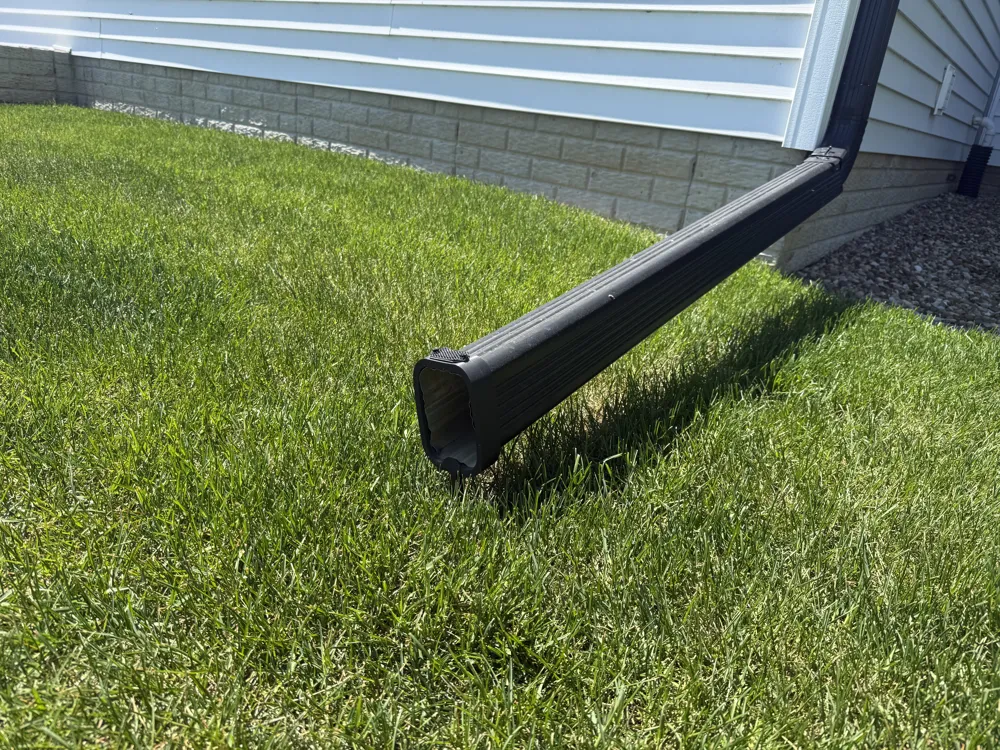 Gutter Downspout Risers with Splash Ramp - Free 3D Print Model - MakerWorld