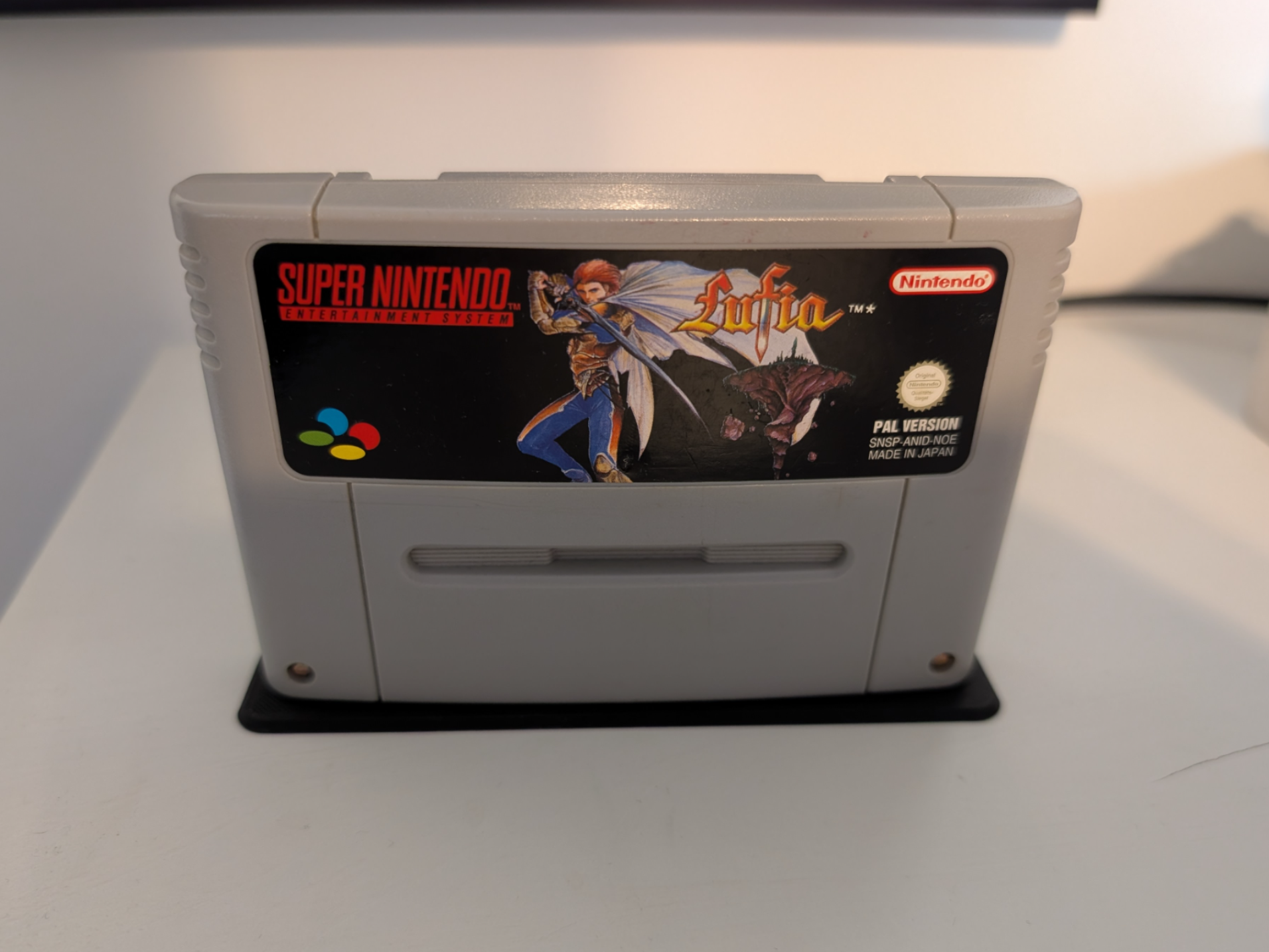 SNES Super Nintendo Cartridge (EU) Stand / Holder