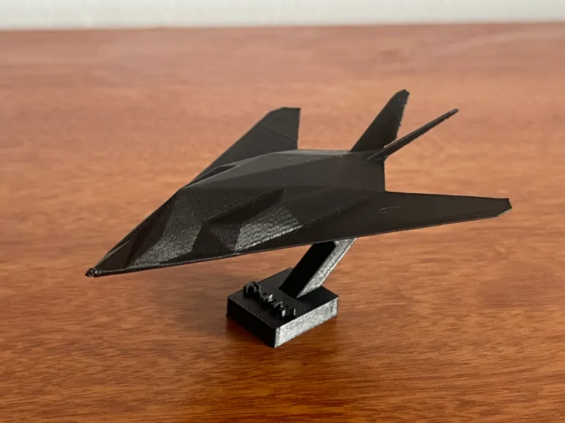 F-117 Nighthawk ( No Glue Required)