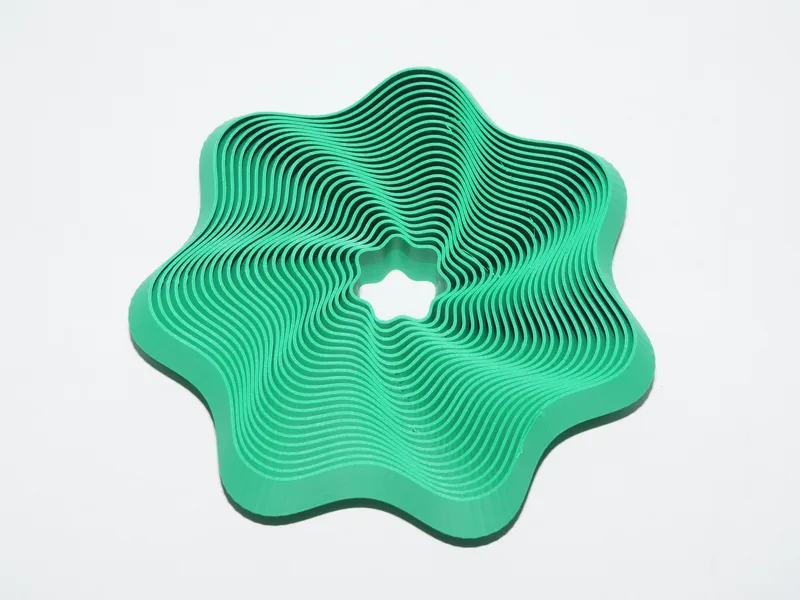 Wavy Fractal Fidget Star - Print In Place