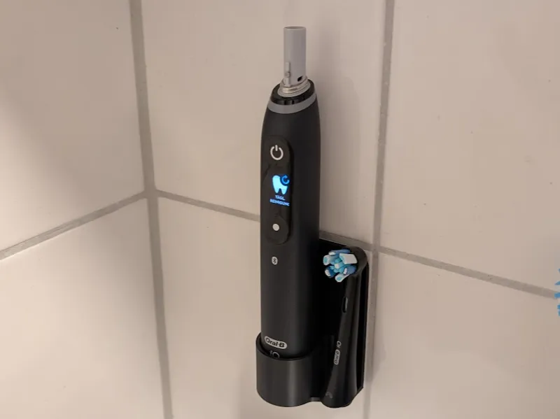Zahnbürste Oral-B iO 7-10 Wandhalterung