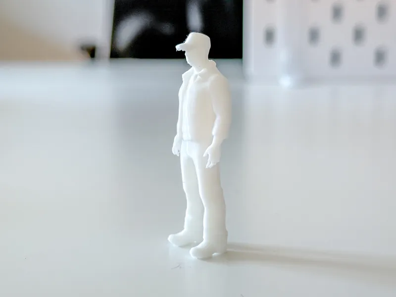 Miniature Standing Man/Worker for your Diorama