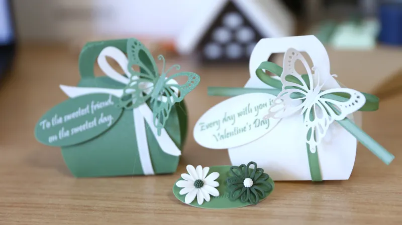 情人节耳环和礼品包 Daisy Earrings and Valentine's day Gift Bag